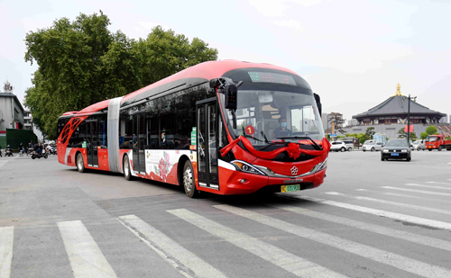 車靚，服務(wù)也靚